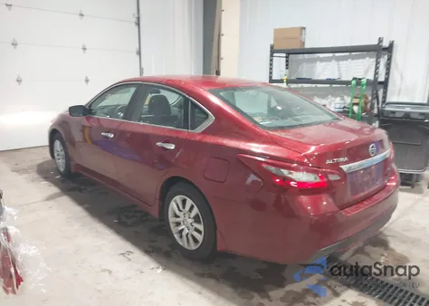 2018 Nissan Altima 2.5 S z USA, uszkodzony, nr VIN 1N4AL3AP5JC478915